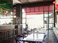 Hotel the Corner Roma Hotels near Piramide Metro Station