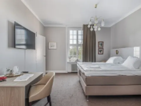 Livgrenadjärmässen Hotell-Fest-Konferens โรงแรมในลินเชอปิง