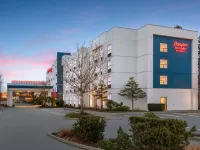 Hampton Inn & Suites by Hilton Langley-Surrey Hotels in Surrey