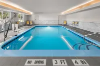 Comfort Inn & Suites Olathe - Kansas City - Pools