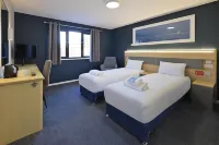 Travelodge Edinburgh Dreghorn - pet friendly