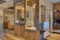 Best Western Bandera Suites  Saloon - WiFi