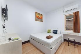 Urbanview Hotel Tropical Ketapang by RedDoorz