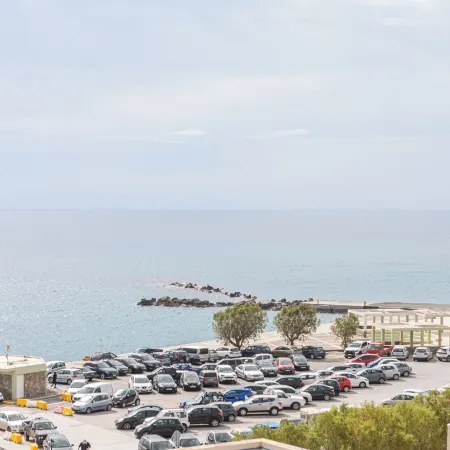 Coral Hotel
