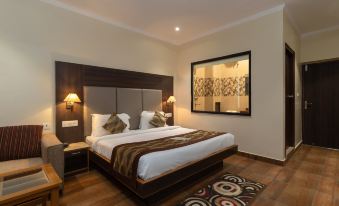 Hotel Peepal Tree - Housity