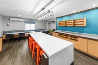 MainStay Suites Cincinnati Blue Ash