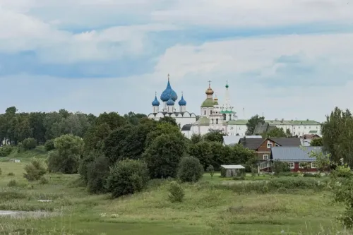 Uyutnye Dvukhurovnevye s Panoramnym Vidom I Udobnym Raspolozheniem Apartments