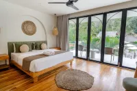 Tiu Oasis Lombok