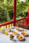Hacienda Venecia Main House & Coffee Lodge - breakfast