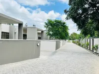 Longhorn Executive Apartments