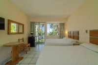 La Concha Beach Hotel & Club