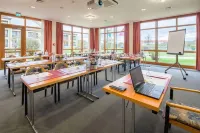 Best Western Plus Kurhotel an der Obermaintherme - parking