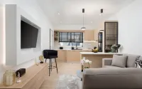 Aura Airport Suite - Homestays