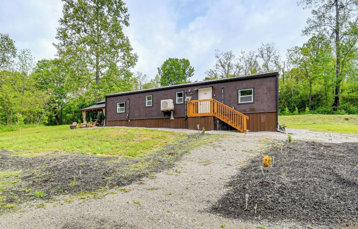 Woodland Cabin Near Wayne National Forest