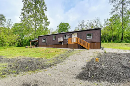 Woodland Cabin Near Wayne National Forest - 3-Star