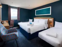 Travelodge Liverpool Edge Lane Hotels near Croxteth