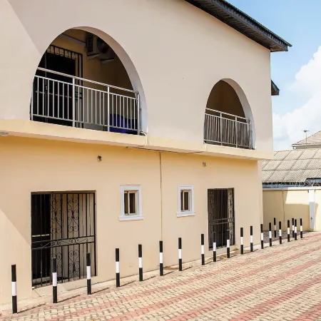 Cedar Suites
