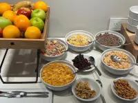 豪生飯店及水療中心巴伊亞布蘭卡 - 早餐