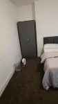 Charming Ground-Floor Guest Room in Central Leeds Hotels in 