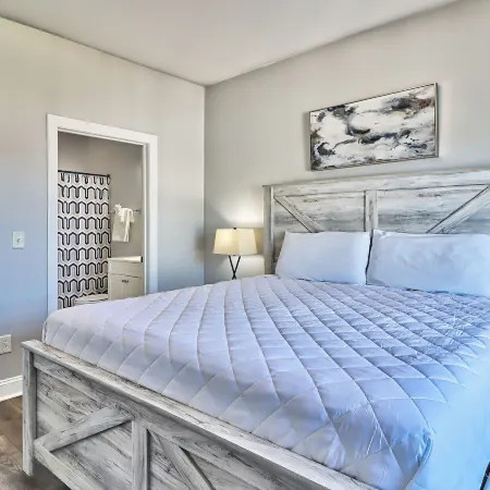 JM Villas Pet-Friendly 3Br Myrtlewood Condo with Pool and Balcony