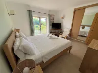 Large Detached Three Bedroom Villa with Heated Infinity Pool and BBQ Area. - WiFi