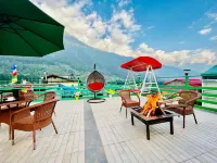 Vista Resort -Centrally Heated & Air Cooled - 度假村