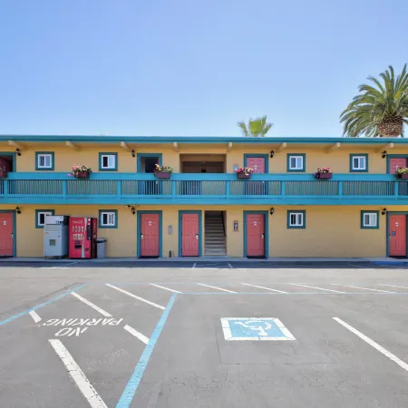 Seaside Inn Monterey