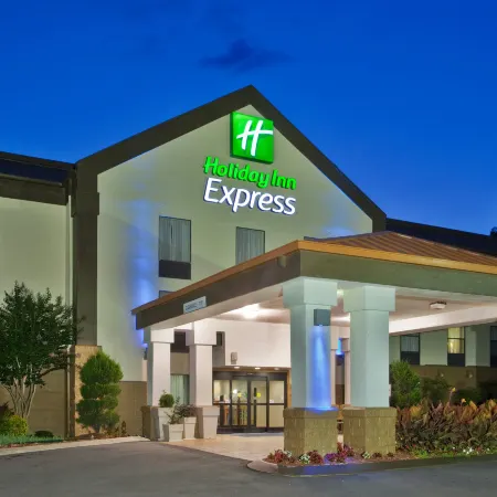Holiday Inn Express & Suites Kimball by IHG