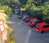 Chalés da Guarda do Embaú - parking