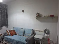 Humuplace Sleeps 4 with Garden Hotels near محطة ويتون