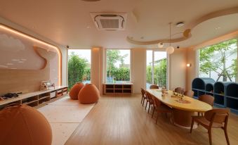 The Standard, Pattaya Na Jomtien