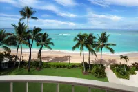 Moana Surfrider, A Westin Resort & Spa, Waikiki Beach - Airport Shuttle