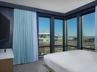 Courtyard by Marriott Denver Downtown West Hotels near Lo-Hi