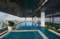 Renaissance Dhaka Gulshan Hotel - Luxury