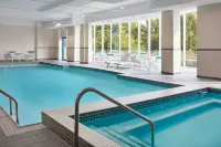 Niagara Falls Marriott Fallsview Hotel & Spa - С бассейном