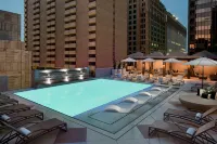 The Adolphus, Autograph Collection - romantici
