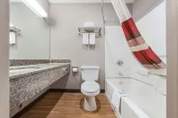 Red Roof PLUS+ Omaha - Council Bluffs - Pet friendly
