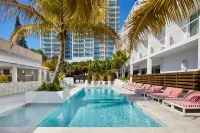 The Sarasota Modern, a Tribute Portfolio Hotel - parking
