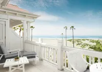 Beach Village at the Del, Lxr Hotels & Resorts - Scenic