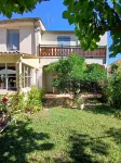 GRAND STUDIO CLIMATISE, INDEPENDANT DANS VILLA AVEC JARDIN, Tranquility assured - 2 ดาว