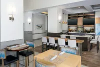 Hilton Garden Inn Charlotte-Uptown - bar