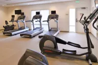 SpringHill Suites Corona Riverside - gimnasio