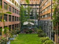Rooms Hotel Tbilisi Отели рядом с достопримечательностью «Вера»