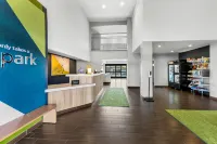 Spark by Hilton Glendale Phoenix North - موقف سيارات