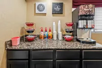 Red Roof Inn Columbus West - Hilliard - Parkplatz
