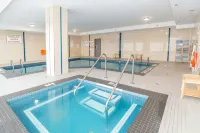 Sandman Signature Toronto Airport Hotel - Hot Tub