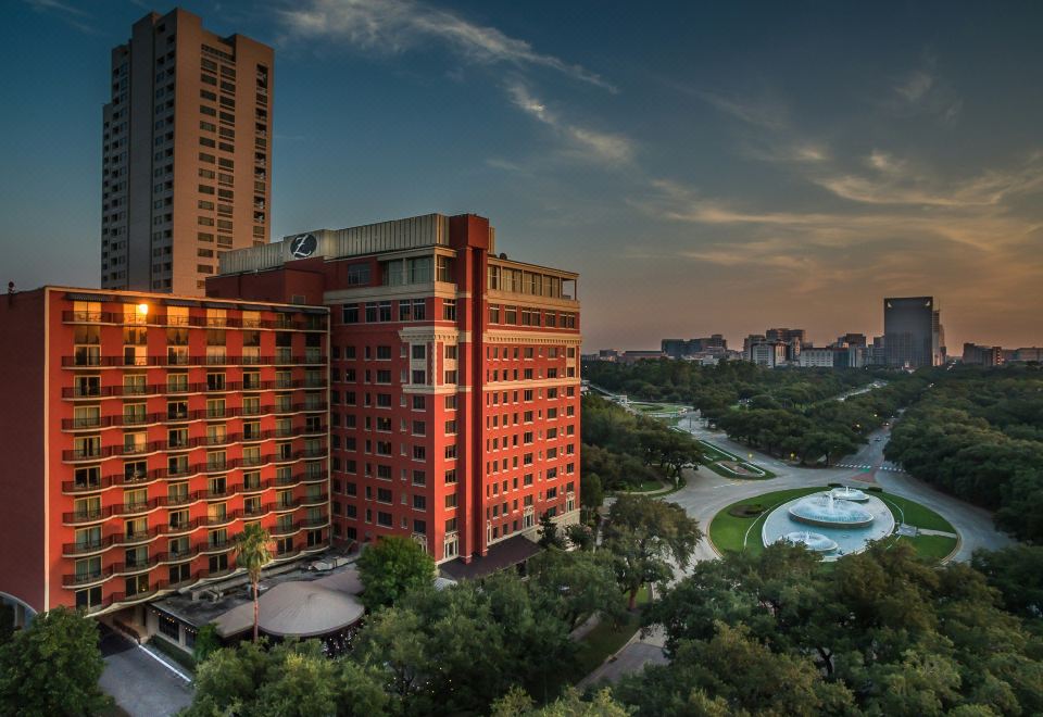 hotel overview picture