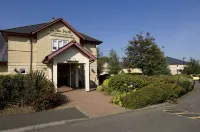 Premier Inn Chippenham - parking
