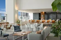 Yotel Miami - breakfast