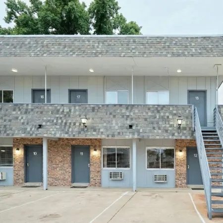 The Oakwood Inn